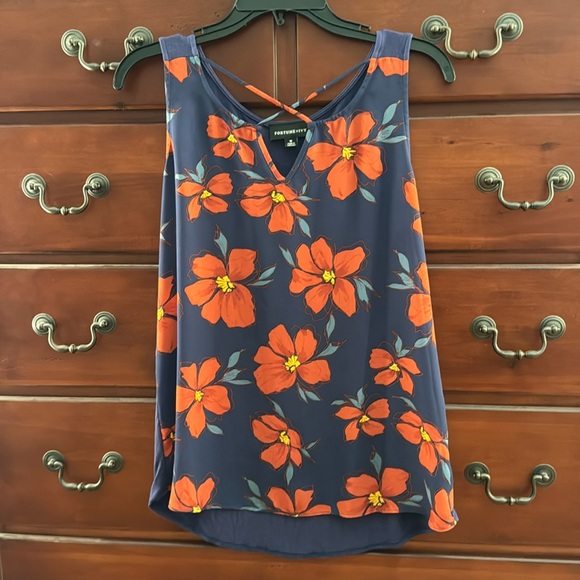 Fortune + Ivy sleeveless top - Picture 1 of 4